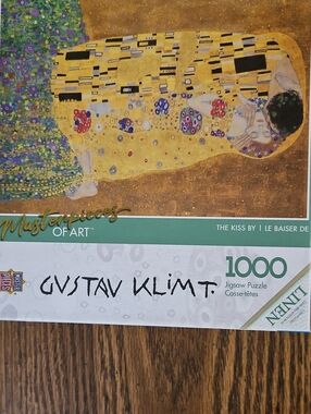 MASTERPIECES 1000 Piece Jigsaw Puzzle "THE KISS" Gustav  Klimt | Adults Family